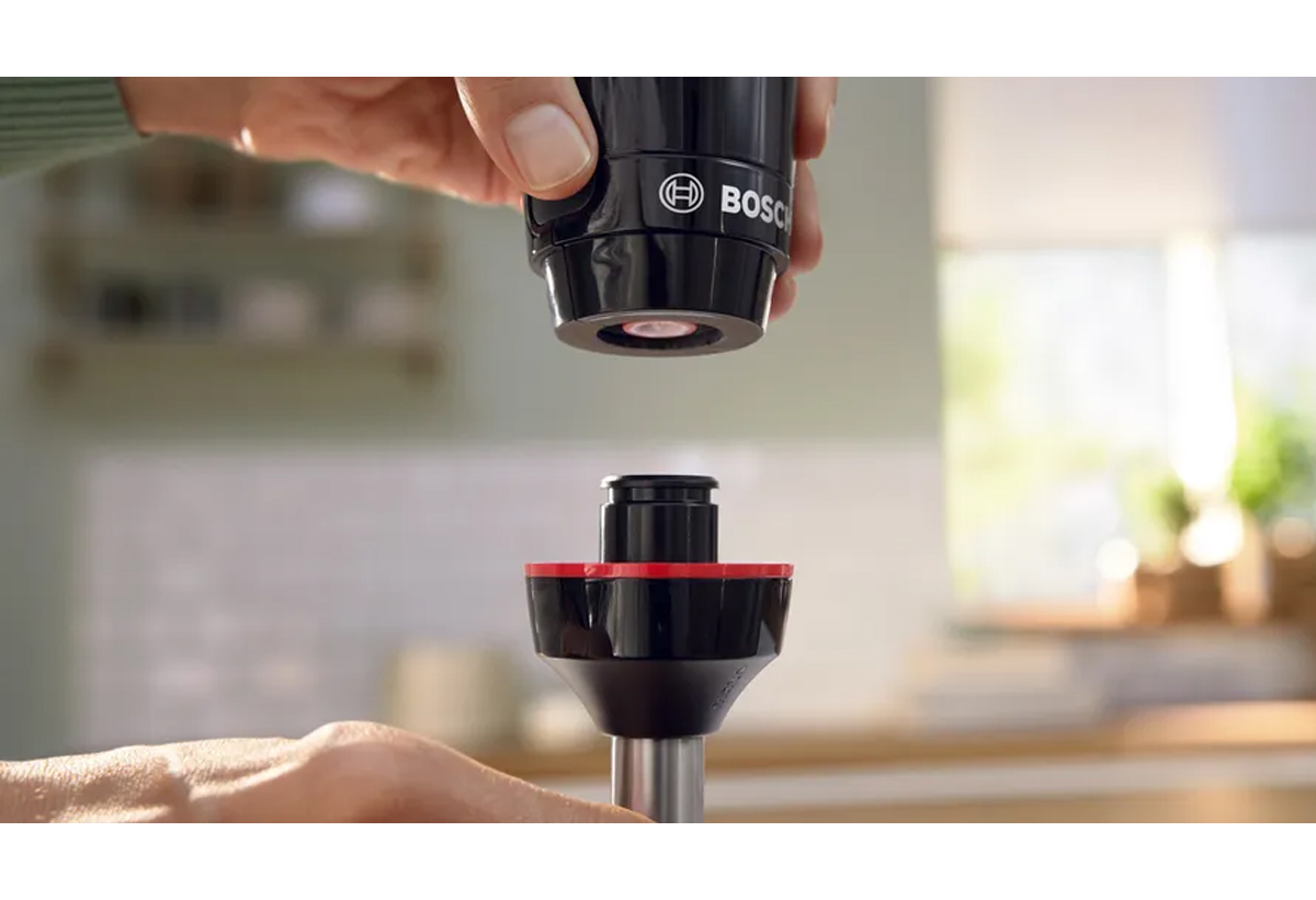 Απεικονίζεται το ραβδομπλέντερ